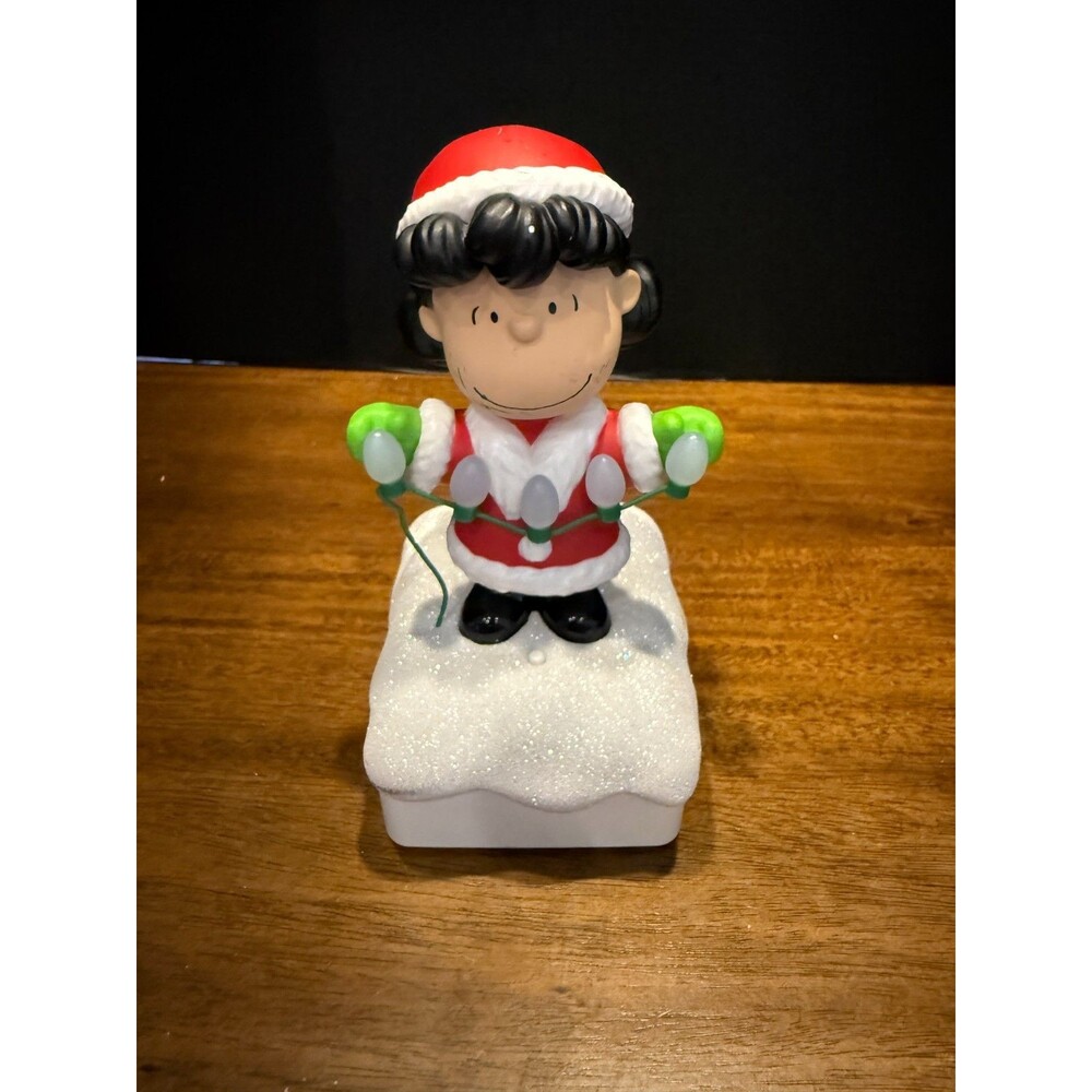 Hallmark Peanuts Lucy Christmas Dance Party Figurine Musical Light Up FOR PARTS
